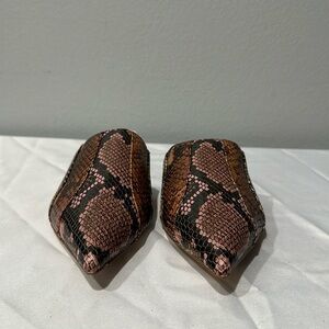 Sam Edelman Snake skin shoes